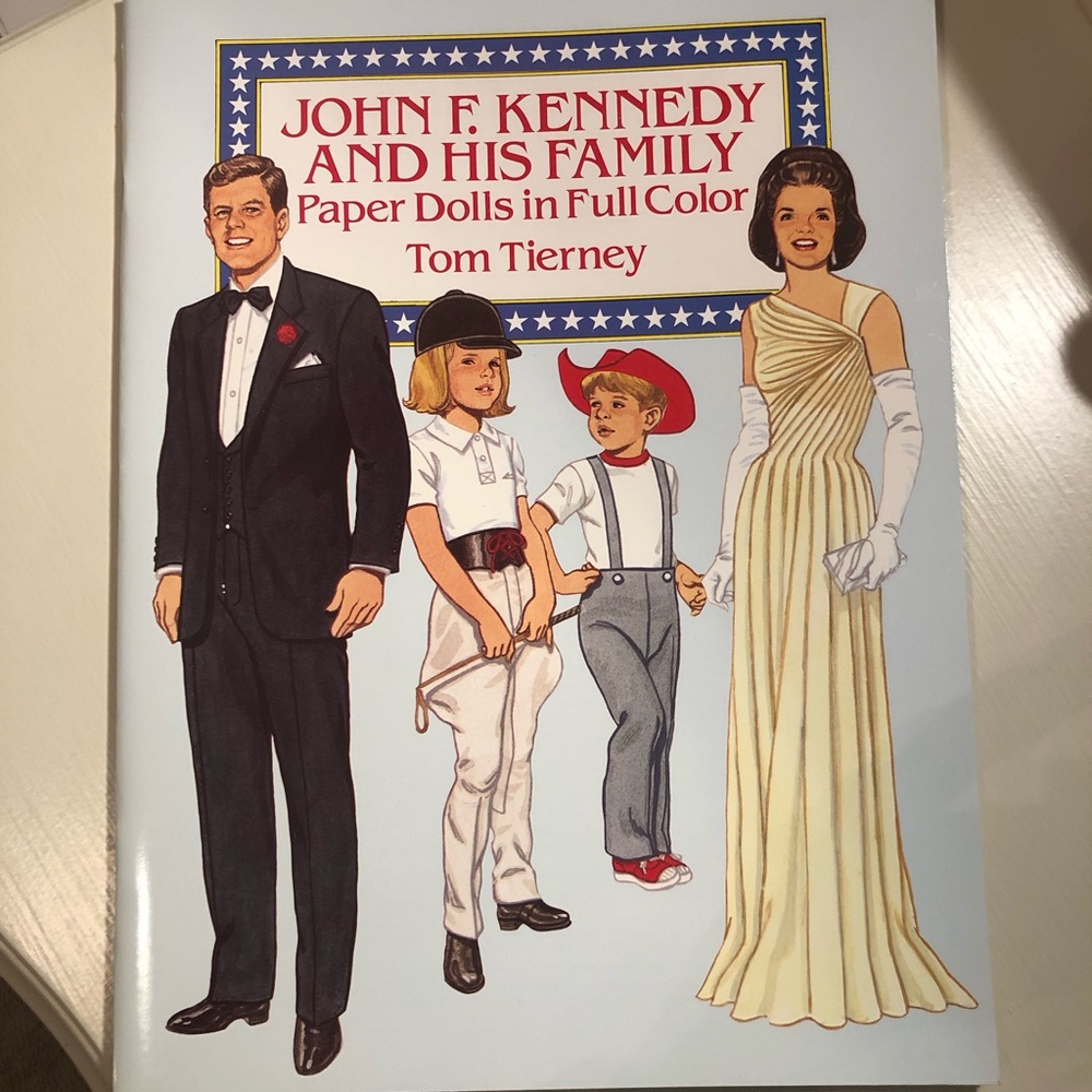 Mint Condition John F. Kennedy And His Family Paper Dolls Copyright 1990